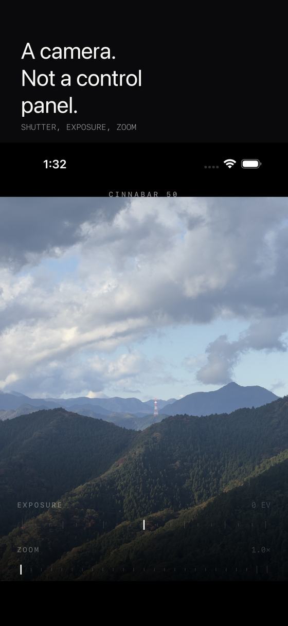 The capture screen: viewfinder, exposure and zoom wheels, shutter.